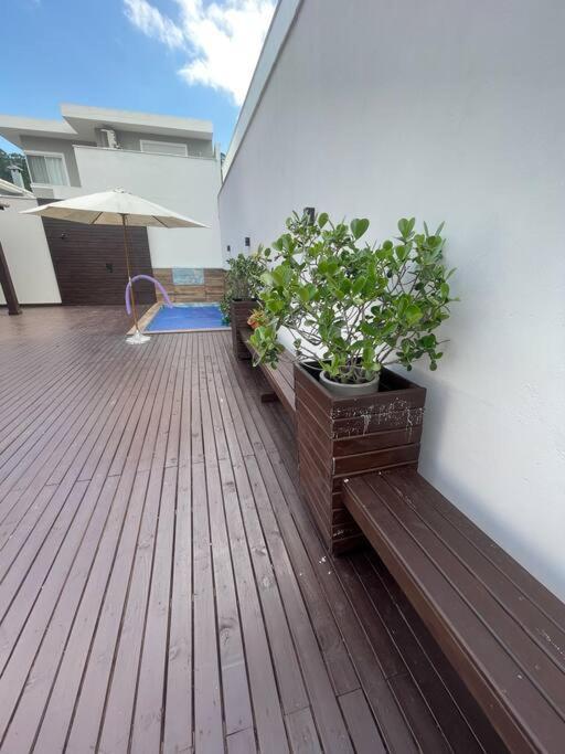 Linda Casa 4 Quartos Com Piscina Para Familia Na Praia De Canasvieiras *