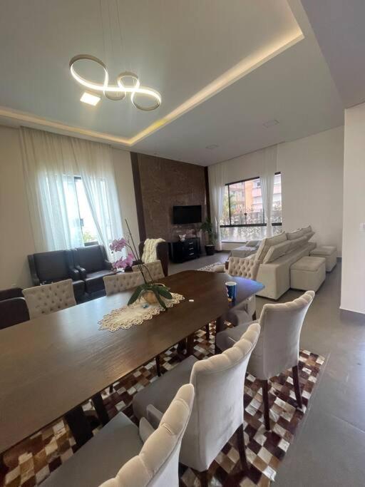 Linda Casa 4 Quartos Com Piscina Para Familia Na Praia De Canasvieiras Casa de férias *